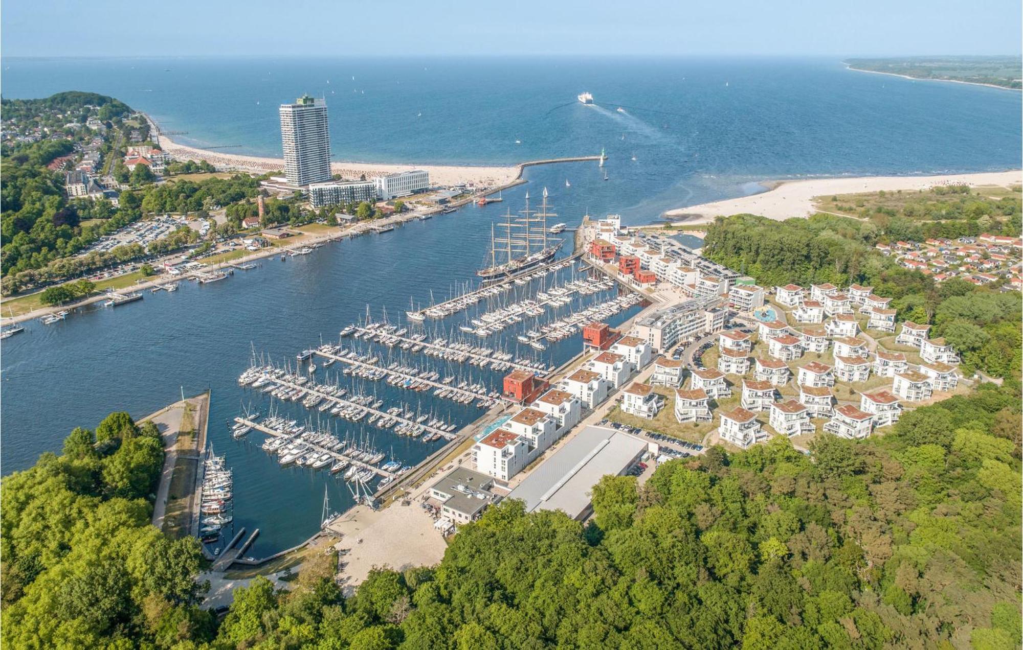 Promenadenvilla Lübeck Buitenkant foto